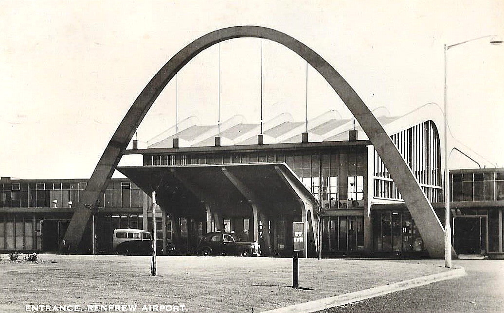 Another view of the terminal entrance