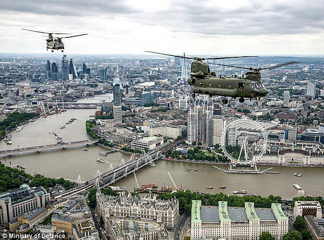 Two Chinooks over central London